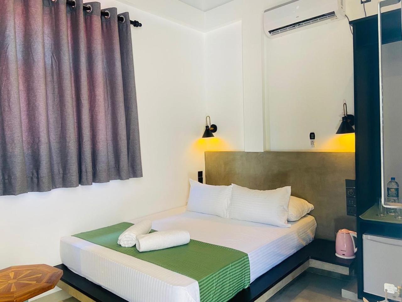 Thara Inn Villa Zuid-Dikwella Buitenkant foto