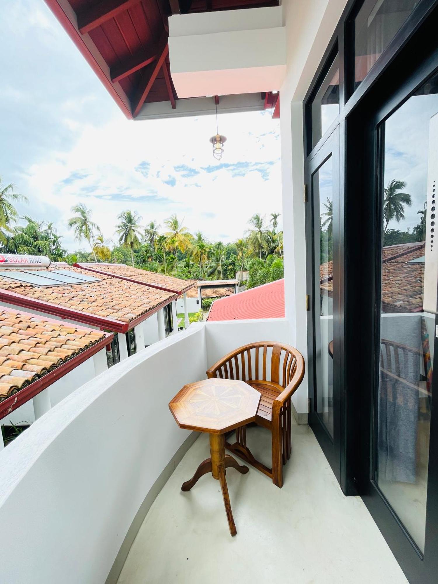 Thara Inn Villa Zuid-Dikwella Buitenkant foto