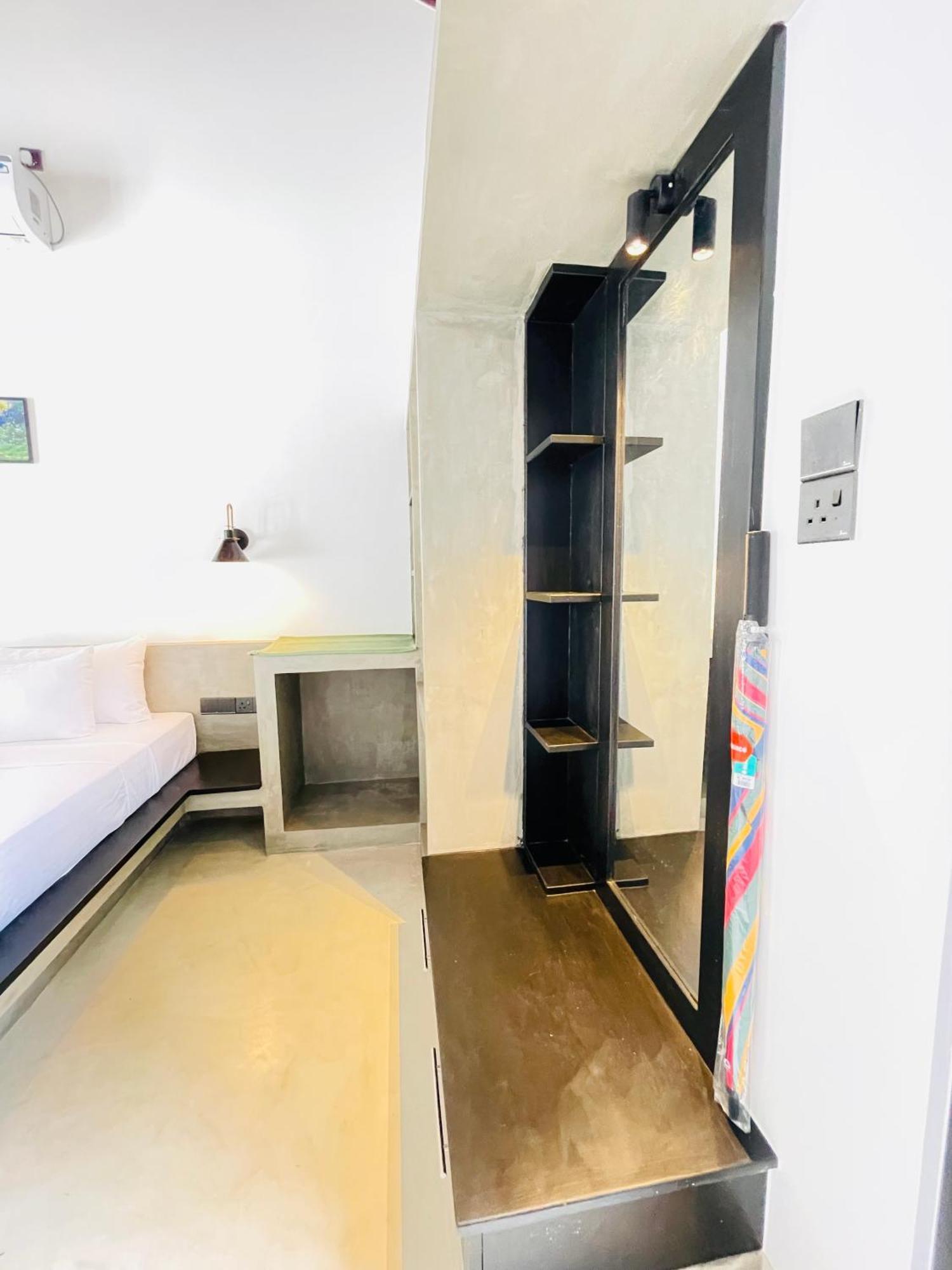 Thara Inn Villa Zuid-Dikwella Buitenkant foto