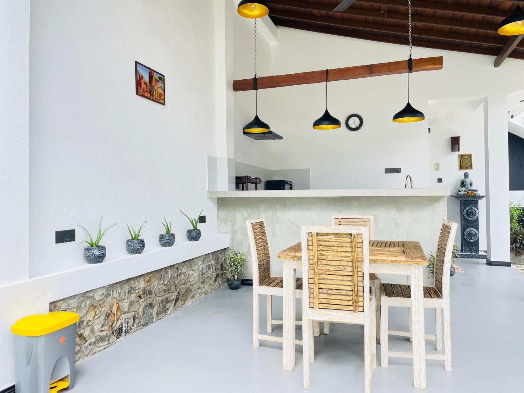 Thara Inn Villa Zuid-Dikwella Buitenkant foto